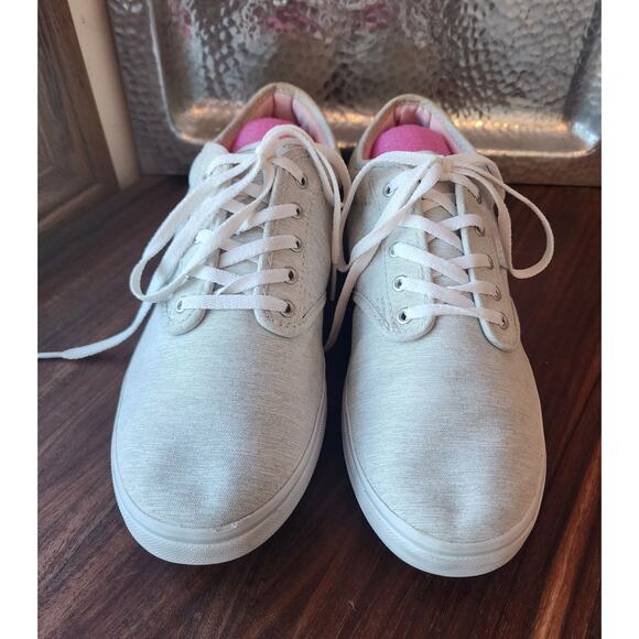 Vans
Light Grey Lace Up Two Tone Lace Up Sneakers - Picture 2 of 8